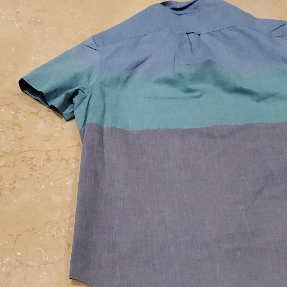 Penguin Men CASUAL button down - Picture 7 of 8